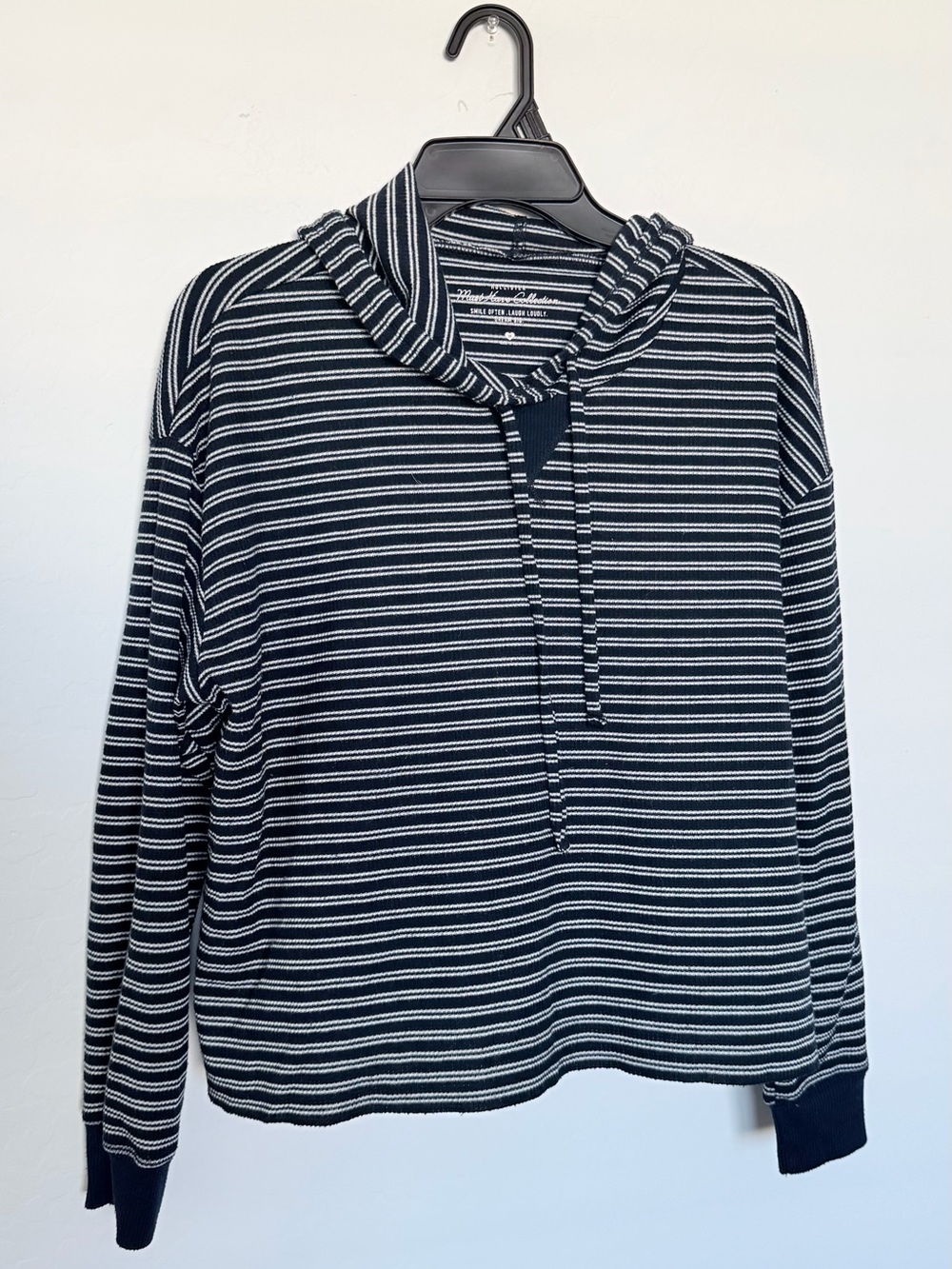 Hollister Women's Navy & White Striped Hooded  Sweater